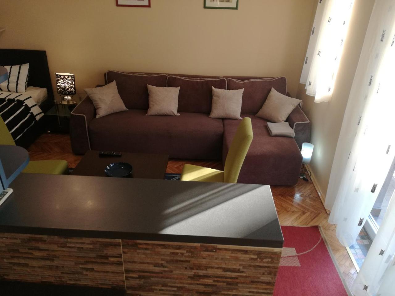 Apartament By The Park Free Parking Belgrad Zewnętrze zdjęcie